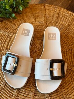 Dolce Vita White Tortoise Shell Buckle Slide Sandals